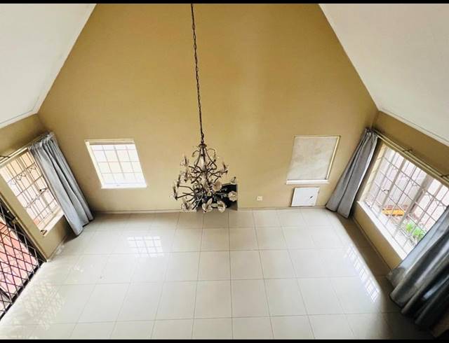 4 BEDROOM TOWNHOUSE FOR SALE IN NORKEM PARK